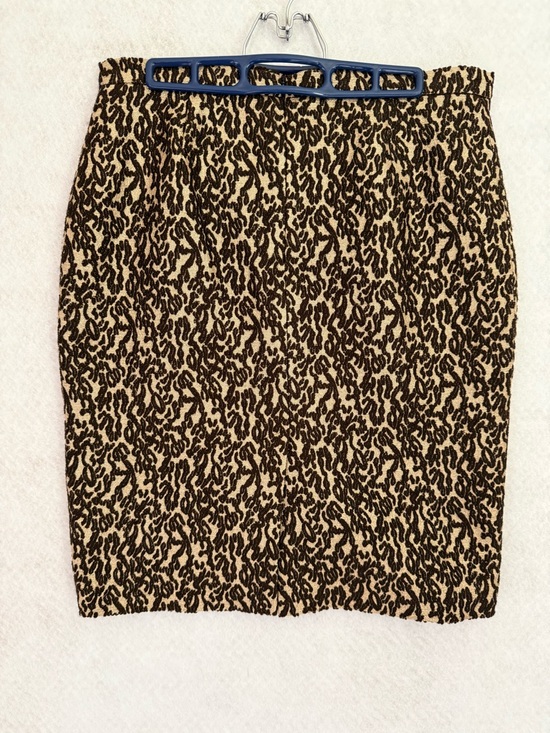 Valentino Dresses & Skirts - Valentino Roma Wool Silk Mohair Vintage Animal Print‎ Pencil Skirt SZ 10 Italy